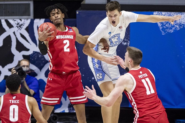 The Best Photos From Wisconsin Basketballs 85-62 Victory Against ...